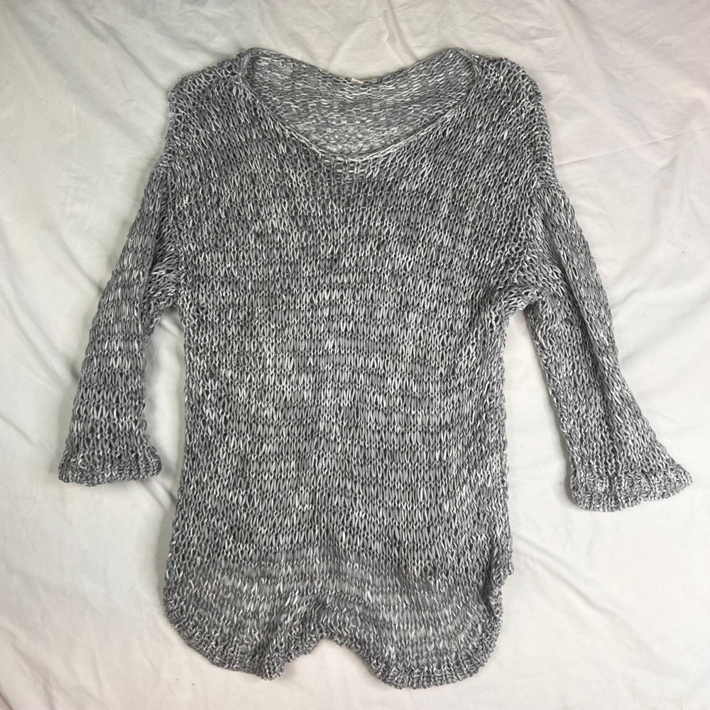 Eileen Fisher  100% Cotton Knit Light Sweater Size Medium Gray White L031224